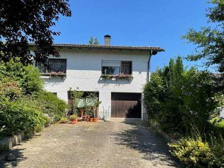 Einfamilienhaus ( ähnlich Bungalow mit DG )