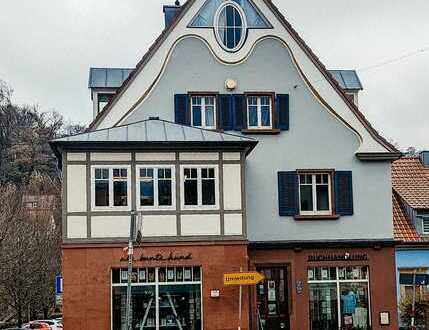 Gepflegte Maisonette-Wohnung mit vier Zimmern sowie Balkon und EBK in Otterberg