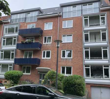 Kiel - Am Schrevenpark: 3 Zimmer Eigentumswohnungen im Hochparterre in Kürze frei !