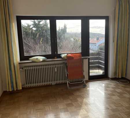 Gepflegte 2 - Zimmerwohnung mit Balkon
