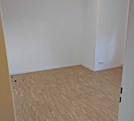 Helle 2-Zimmer-Wohnung mit Küche ab 1. Februar 2025, Stuttgart – von privat