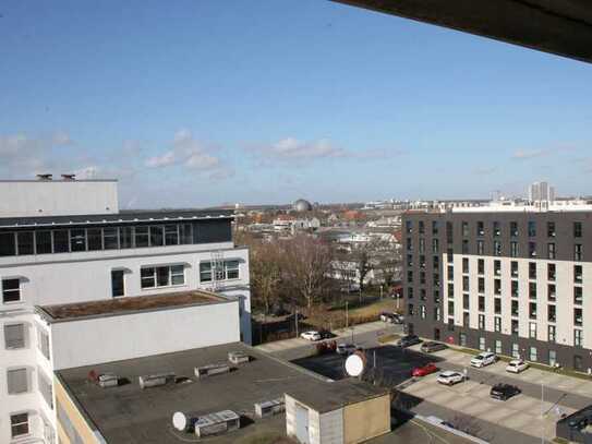 Erstbezug nach Renovierung - Lichtdurchflutetes 1-Zimmer-Appartement mit Weitblick in Ehrenfeld