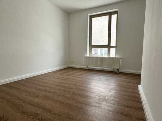 Singleapartment mit Pantryküche und Balkon im ruhigen Hinterhaus
