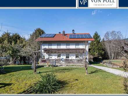 Zweifamilienhaus mit großem Garten