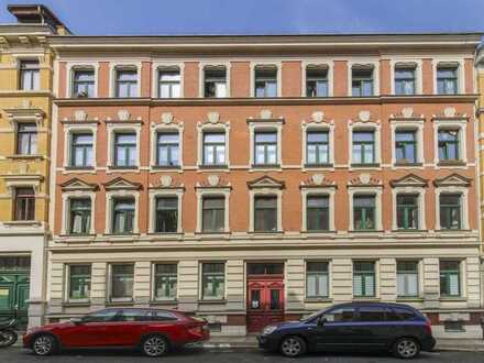 Vermietete 3-Zimmer-Altbauwohnung mit Denkmalschutz in ruhiger Lage