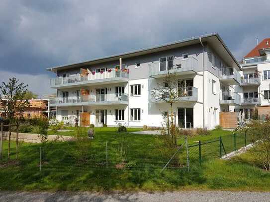 Helles Einzimmerappartement mit Küche und TG-Stellplatz