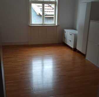 4-Zimmer-Altbau-Wohnung in Reutlinger Oststadt