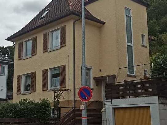 Interessantes,schönes Wohnhaus in Hang- und Stadtrandlage