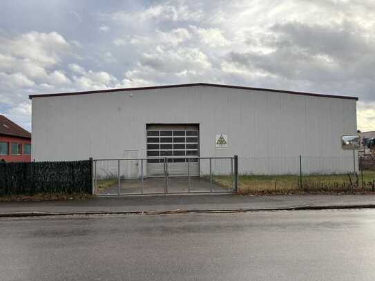 Kaltlagerhalle mit Hochregalen im Gewerbegebiet I in Roth zu verkaufen