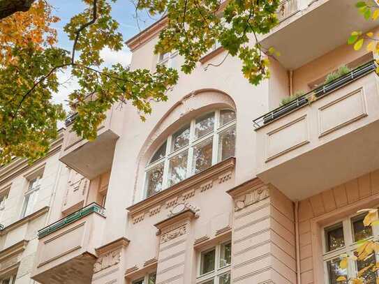 Exklusives Investment – Charmanter Altbau mit Ausbaupotenzial