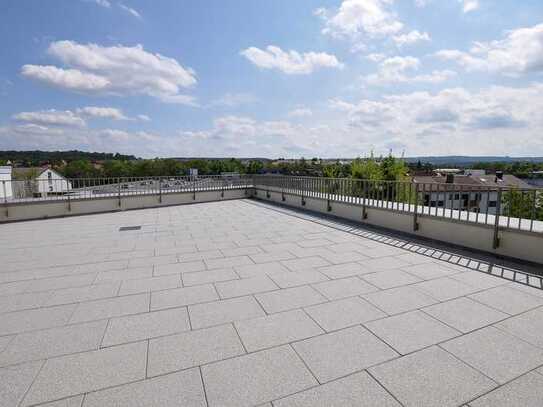 Luxuriöses Penthouse: Exklusive Alleinlage mit großer Dachterrasse