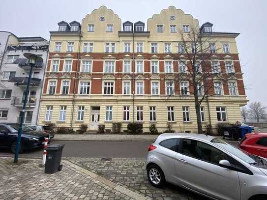 Schöne Wohnung mit Elbblick sucht Nachmieter