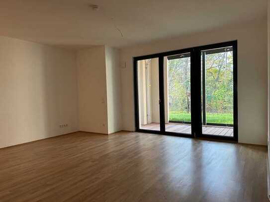 Traumhafte 2-Zimmer-Wohnung im Neubau inkl. Einbauküche, Logia, Terasse und 22m² eigenem Garten