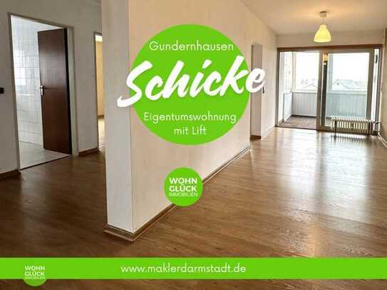 Helle Wohnung mit Platz und Lift