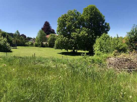 Exklusiv gelegenes Baugrundstück mit traumhaftem Ausblick im begehrten Aystetten