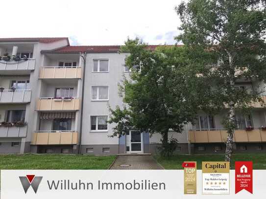 Gut geschnittene 3-Raum-Wohnung mit Balkon - Stellplatz möglich