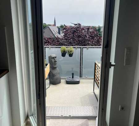 Top Dachgeschosswohnung mit Balkon in guter Wohnlage!