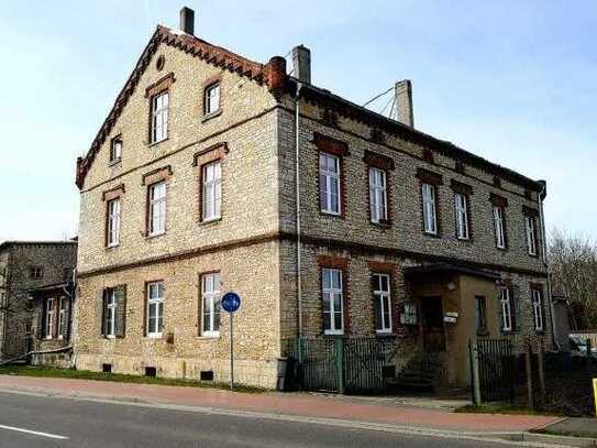 Mehrfamilienhaus in Gröningen – Moderne Wohnungen mit eigenem Garten und Parkplatz!