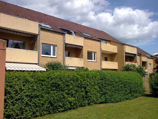 Großzügige 2-Zimmer-Dachgeschoss-Wohnung mit sonnigem Balkon