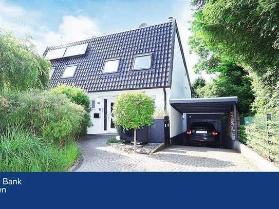 Mettmann-Metzkausen: Modernisiertes Einfamilienhaus mit Garage / Carport und Garten in TOP-Lage