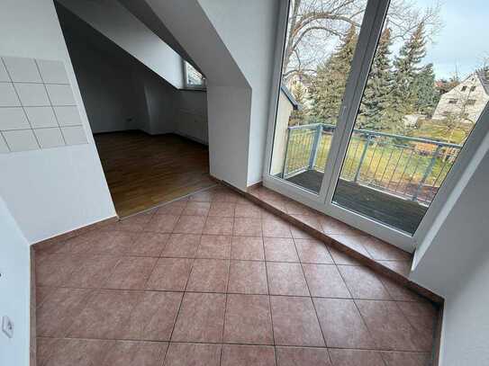 DG - Balkon- Bad mit Fenster ! frei ab SOFORT !!!