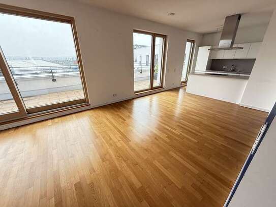 OSTEND stylish! Next to ECB and river Main, 2016 2/3 room "PENTHOUSE" w. ROOF TERRACE