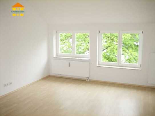 *** TRAUMWOHNUNG IM DACHGESCHOSS MIT DACHTERRASSE ***