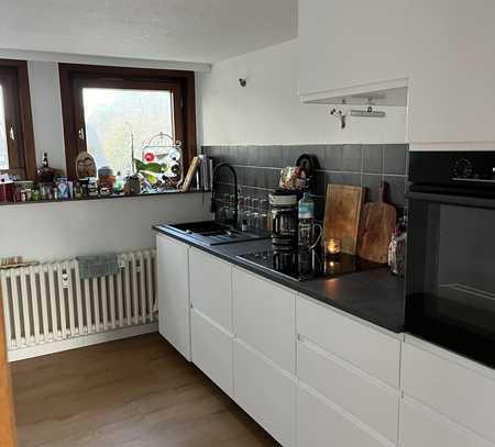 3,5-Zimmer-Wohnung mit Balkon und Einbauküche in Ehlershausen