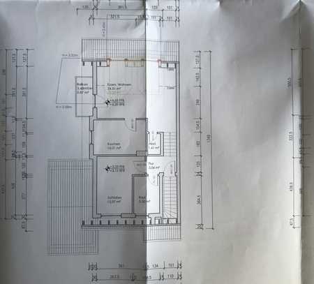 Schöne 2-Zimmer-DG-Wohnung mit Balkon in Aschaffenburg