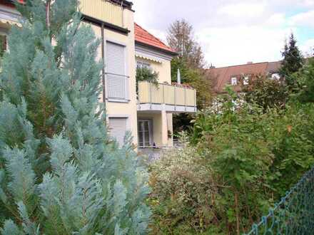 Moderne, ruhige 2,5-Zimmer-Wohnung mit 2 Balkonen nahe Waldfriedhof