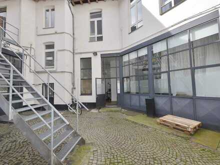 Attraktives Büroloft oder Atelier in gepflegter Hofanlage der Friedrichstadt