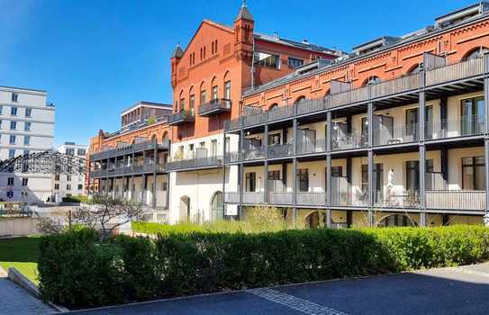 Loftartige Balkonwohnung direkt am Viktoriapark