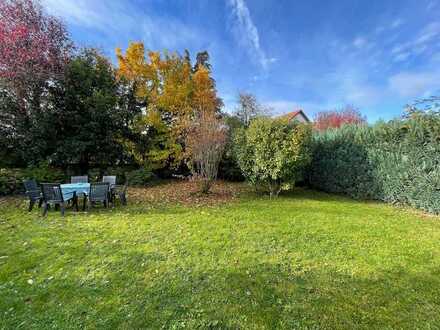 Gartenmitnutzung. Schön geschnittene 3 Zimmerwohnung in einem 3 Familienhaus.