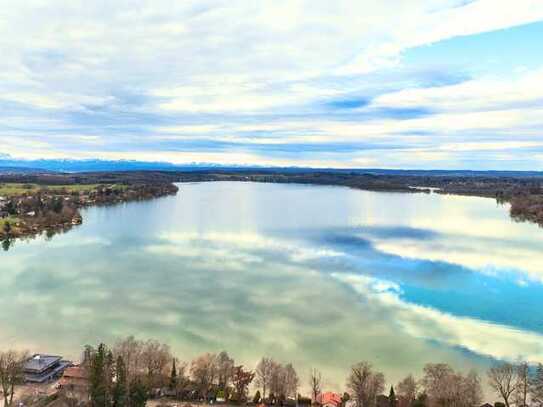 Ⓣraum vom Hausbau? Wo andere Urlaub machen. Am See & im Grünen. Fußläufig zu Kindergarten & Schule.