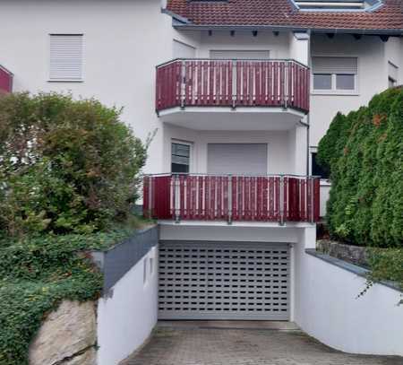 Pfiffige 2-Zimmer-Wohnung mit Balkon und EBK in Schöntal-Berlichingen