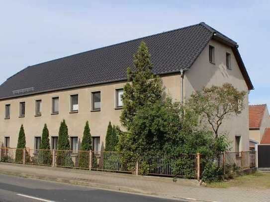 Generationenhaus mit viel Nebengelaß