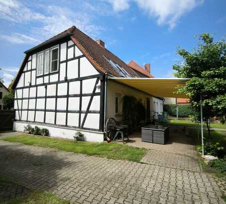 Pfarrhaus Fachwerkhaus Einfamilienhaus EFH Mehrfamilienhaus MFH Einliegerwohnung Pferde-/Tierhaltung