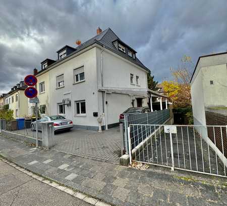 Charmantes 2 Familienhaus in Friesenheim!