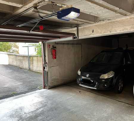 Geräumiger Stellplatz in Tiefgarage im Lehenviertel - Zellerstrasse