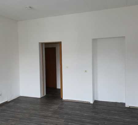 Exklusive, modernisierte 2,5-Zimmer-Wohnung in Kremmen