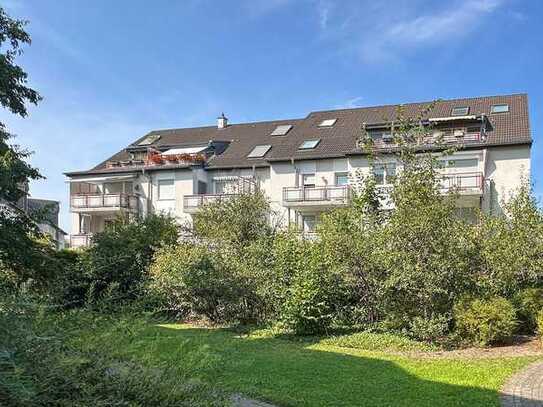 Schöne und gepflegte Dachgeschoss-Maisonettewohnung mit Sonnenterrasse