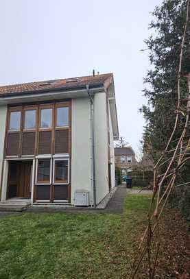 großzügiges Einfamilienhaus in Halle-Dölau