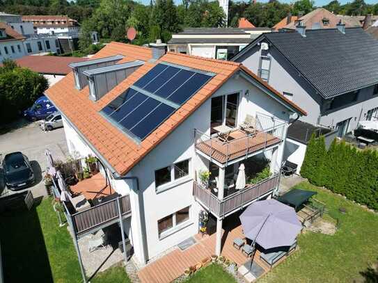 PROVISIONSFREI FÜR KÄUFER!
Energieeffizientes Dreifamilienhaus - beste Ausstattung - zentrale Lage