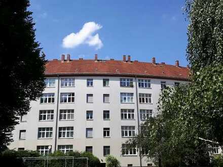 Ruhige Seitenstraße in belebter Neustadt!!!