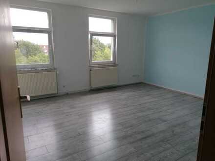 Preiswerte, gepflegte 2,5-Zimmer-DG-Wohnung zur Miete in Burg