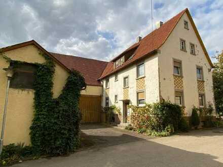 Schönes Ein-/Zweifamilienhaus mit Nebengebäuden in einem Teilort von Weikersheim