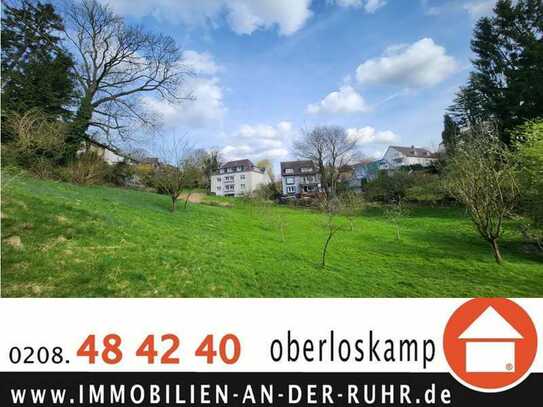 Gebote ab 550.000€ willkommen! 4-FH mit Grundstück von ca. 3.000 m² am Ende einer Sackgasse!