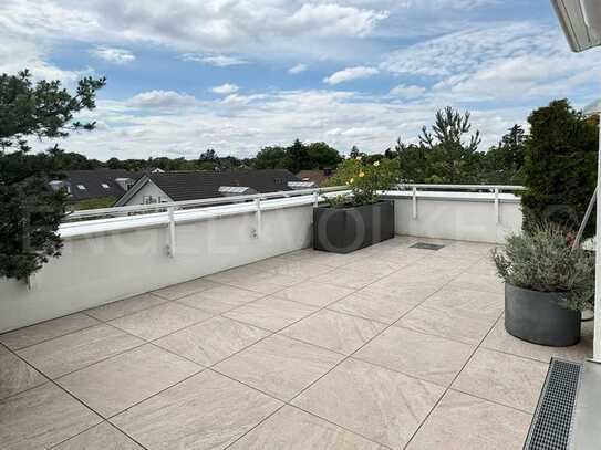 Sonnige Dachgeschosswohnung mit großzügiger Dachterrasse