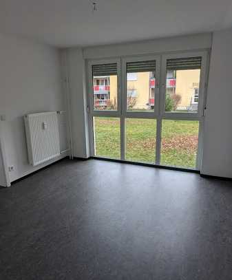 3 Zimmer Wohnung ab 15.01.25! Ausschließlich mit Wohnberechtigungsschein Förderweg 3 !!