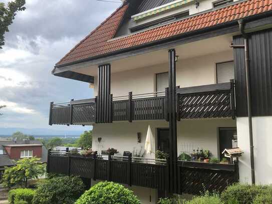 Gepflegte 2,5-Raum-Wohnung mit Balkon und Einbauküche in Lörrach (Kreis)